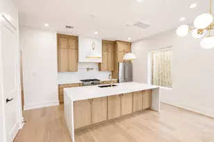 611 E 25th St, Houston, TX 77008 - Photo 8