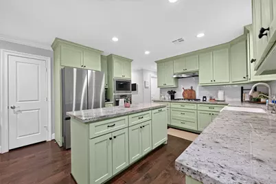 746 Stone Mountain Drive, Conroe, TX 77302 - Photo 8