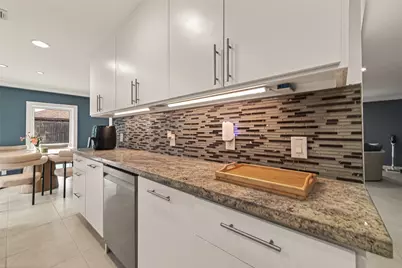 10910 Ensbrook Drive, Houston, TX 77099 - Photo 18