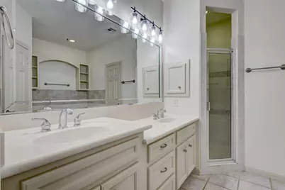 2210 Mason Street, Houston, TX 77006 - Photo 12