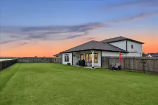 1308 Redbud Ln, Sealy, TX 77474 - Photo 18