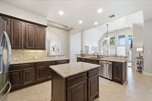 28714 Havenport Dr, Katy, TX 77494 - Photo 8