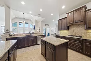 28714 Havenport Dr, Katy, TX 77494 - Photo 6