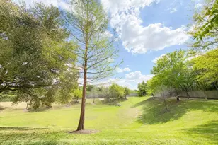 3411 Clearview Cir, Houston, TX 77025 - Photo 12