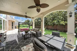 1715 Gladden Way, Sugar Land, TX 77479 - Photo 20