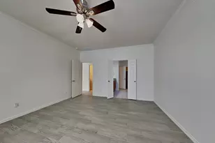 15231 Henderson Point Dr, Cypress, TX 77429 - Photo 10