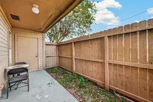 10555 Turtlewood Ct, Houston, TX 77072 - Photo 26