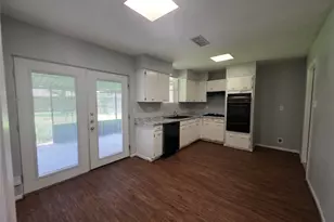 508 Avondale Ln, Friendswood, TX 77546 - Photo 4