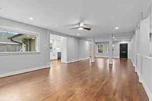 6423 Pineshade Ln, Houston, TX 77008 - Photo 10