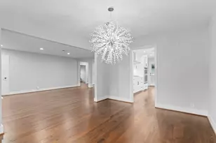 6423 Pineshade Ln, Houston, TX 77008 - Photo 14