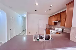 12323 Forstall Dr, Houston, TX 77014 - Photo 10