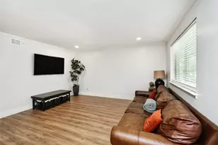 6426 Kentwick Dr, Houston, TX 77084 - Photo 4