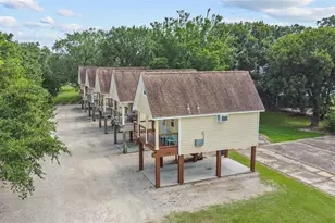 120 Grove Rd, Kemah, TX 77565 - Photo 1