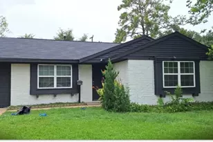 7130 Troulon Dr, Houston, TX 77074 - Photo 2
