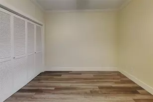 2100 Tanglewilde St, Houston, TX 77063 - Photo 10