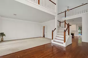 4802 Yorkshire St, Sugar Land, TX 77479 - Photo 4