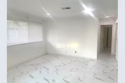 909 Silber Rd Road #57J, Houston, TX 77024 - Photo 2