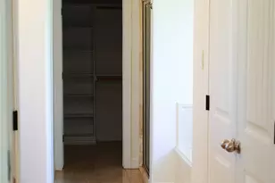 5468 Hogaboom Rd, Groves, TX 77619 - Photo 10