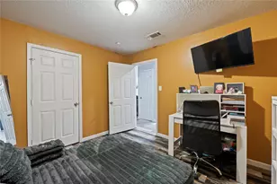 2428 9th St N, Texas City, TX 77590 - Photo 14