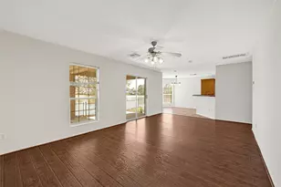 1630 Trail Oaks Ct, Houston, TX 77339 - Photo 4