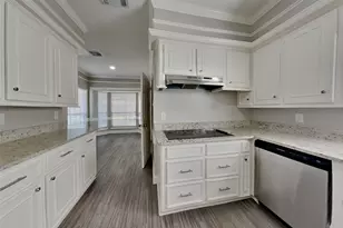 2822 Deer Hollow Dr, Houston, TX 77345 - Photo 6