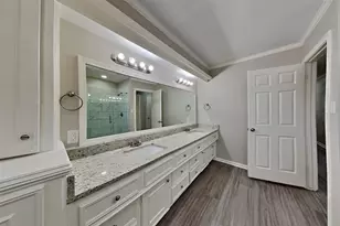 2822 Deer Hollow Dr, Houston, TX 77345 - Photo 14