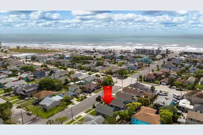 2407 37th Street, Galveston, TX 77550 - Photo 2