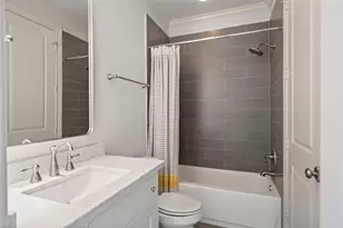 1306 Castle Ct, Houston, TX 77006 - Photo 30