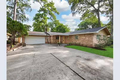 10034 Westview Drive, Houston, TX 77055 - Photo 1