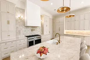 2325 Wroxton Rd, Houston, TX 77005 - Photo 6