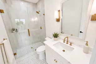 2325 Wroxton Rd, Houston, TX 77005 - Photo 32