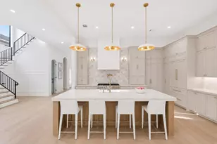 2325 Wroxton Rd, Houston, TX 77005 - Photo 6