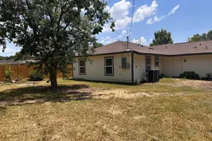 6059 Doulton Dr, Houston, TX 77033 - Photo 16