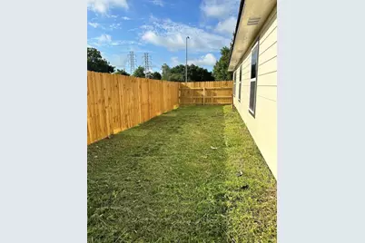 6059 Doulton Drive, Houston, TX 77033 - Photo 16