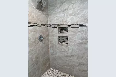 6059 Doulton Drive, Houston, TX 77033 - Photo 12