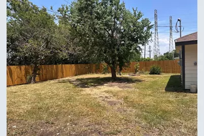 6059 Doulton Drive, Houston, TX 77033 - Photo 18