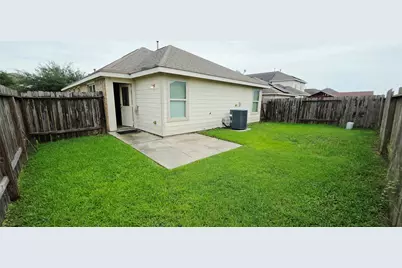 2767 Morgensen Drive, Houston, TX 77088 - Photo 16