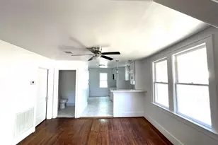 107 Sinclair St, Boling, TX 77420 - Photo 8