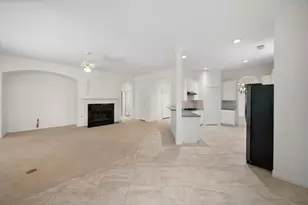 7 Sovereign Way, Conroe, TX 77384 - Photo 6