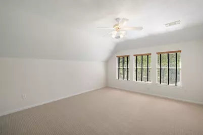 7 Sovereign Way, Conroe, TX 77384 - Photo 18