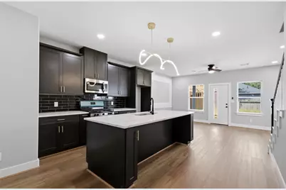 8121 Venus Street, Houston, TX 77088 - Photo 1
