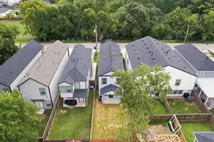 8121 Venus St, Houston, TX 77088 - Photo 48