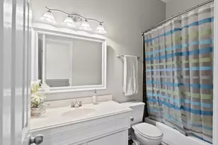 838 San Jacinto Circle, Baytown, TX 77521 - Photo 10