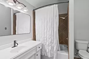 838 San Jacinto Circle, Baytown, TX 77521 - Photo 8