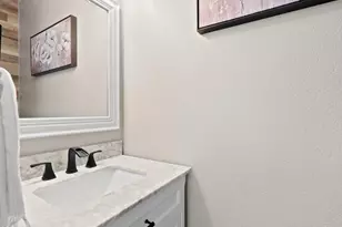 838 San Jacinto Circle, Baytown, TX 77521 - Photo 6