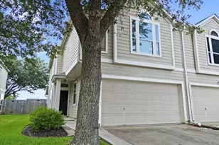 838 San Jacinto Circle, Baytown, TX 77521 - Photo 16