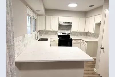 12227 Landcross Drive, Houston, TX 77099 - Photo 6