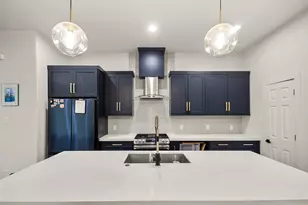 6915 Sherman St, Houston, TX 77011 - Photo 10