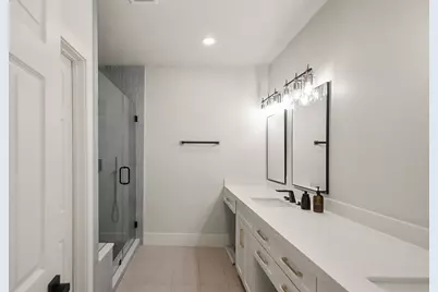 6915 Sherman Street, Houston, TX 77011 - Photo 14