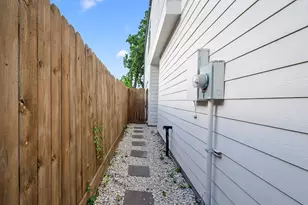 6915 Sherman St, Houston, TX 77011 - Photo 28